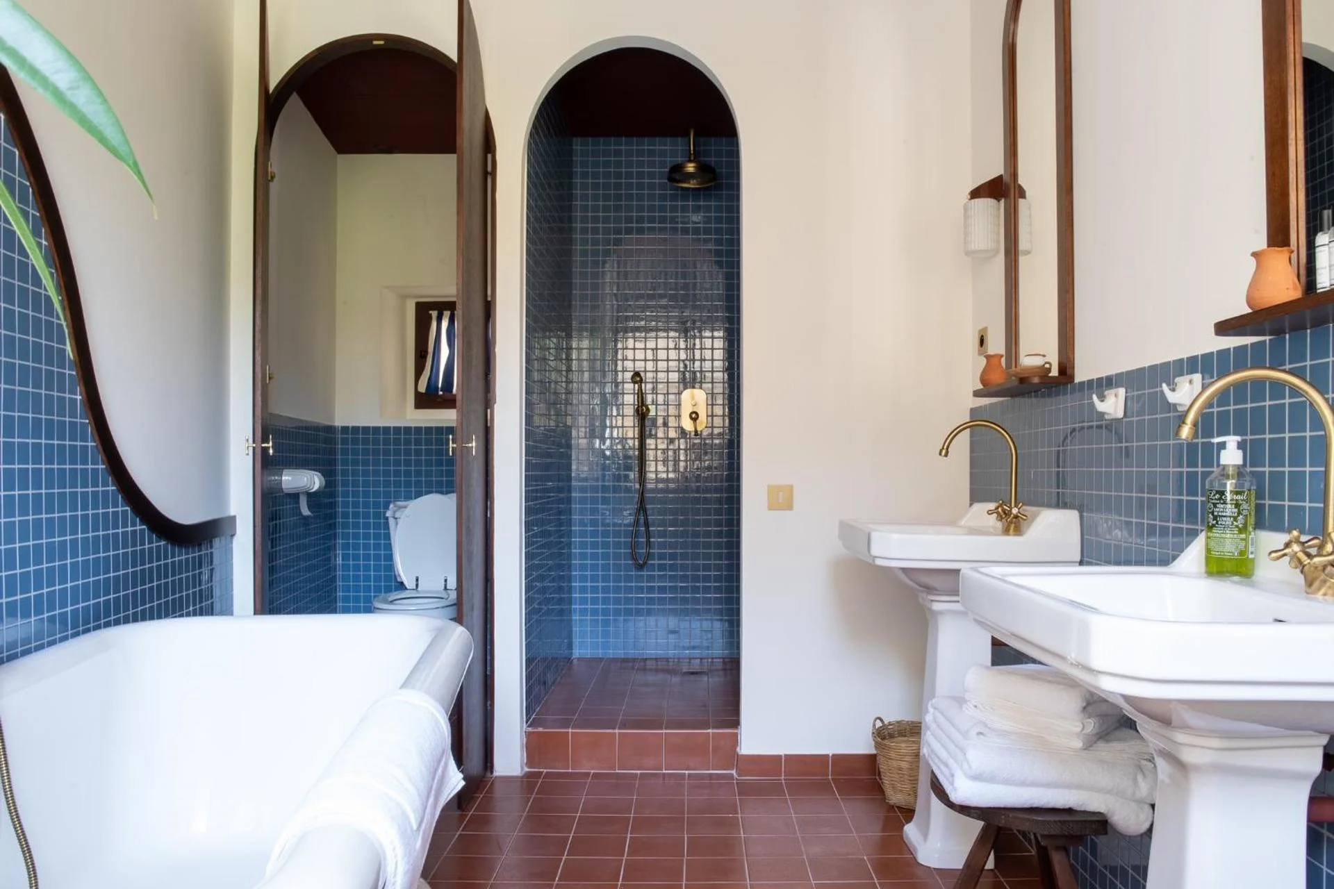Discover Les Chambres de la Relève: Your Ultimate Hospitality Experience